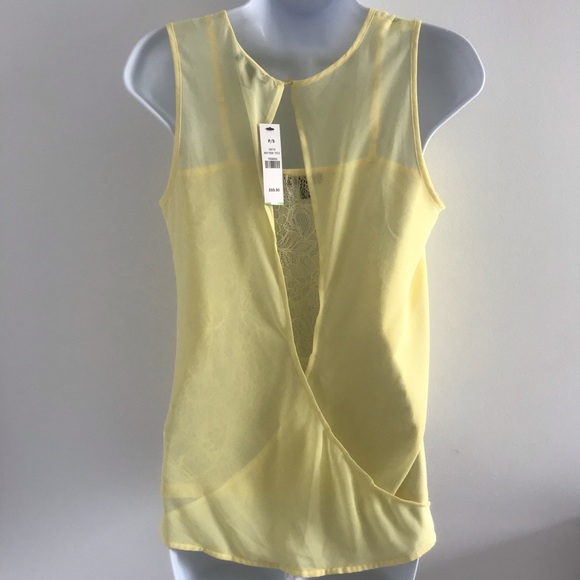 CHIC by Jacob Yellow Flowy Tank Lace Blouse Set - Picture 10 of 16